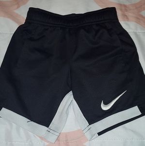 Bundle Nike shorts